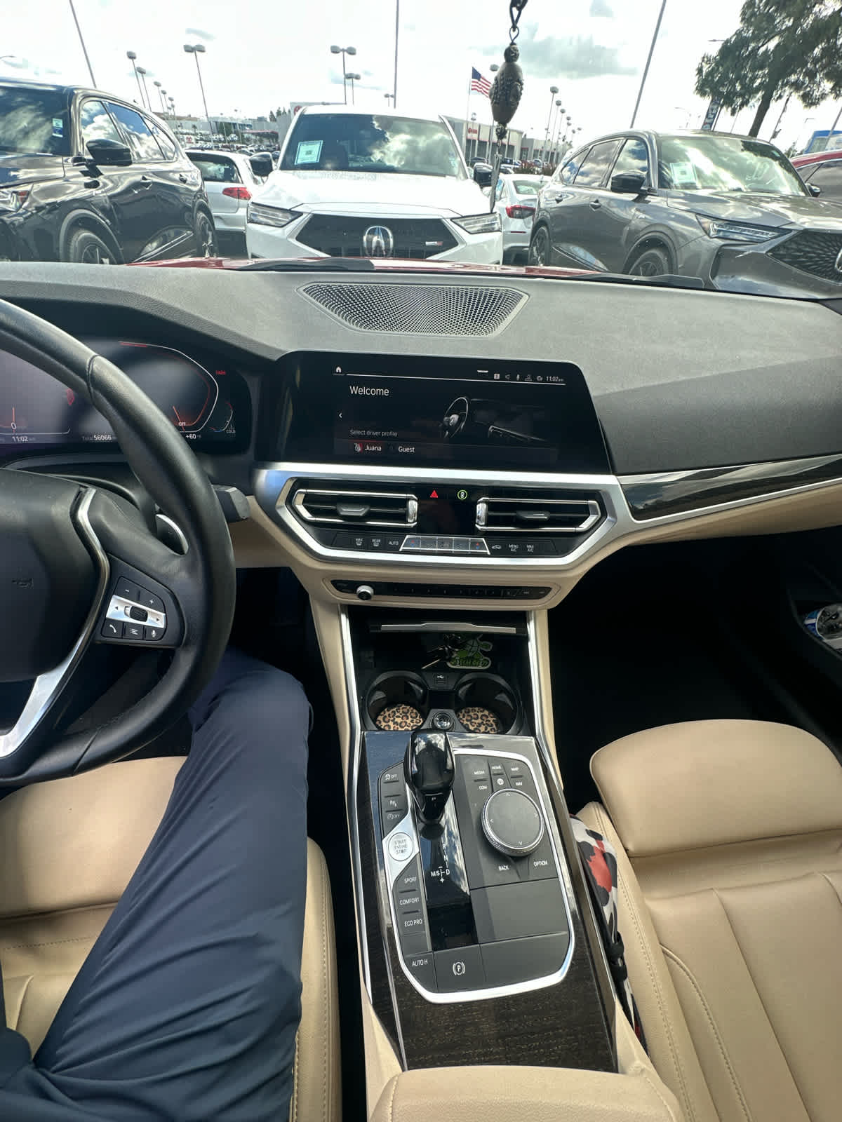 2019 BMW 330i photo 2