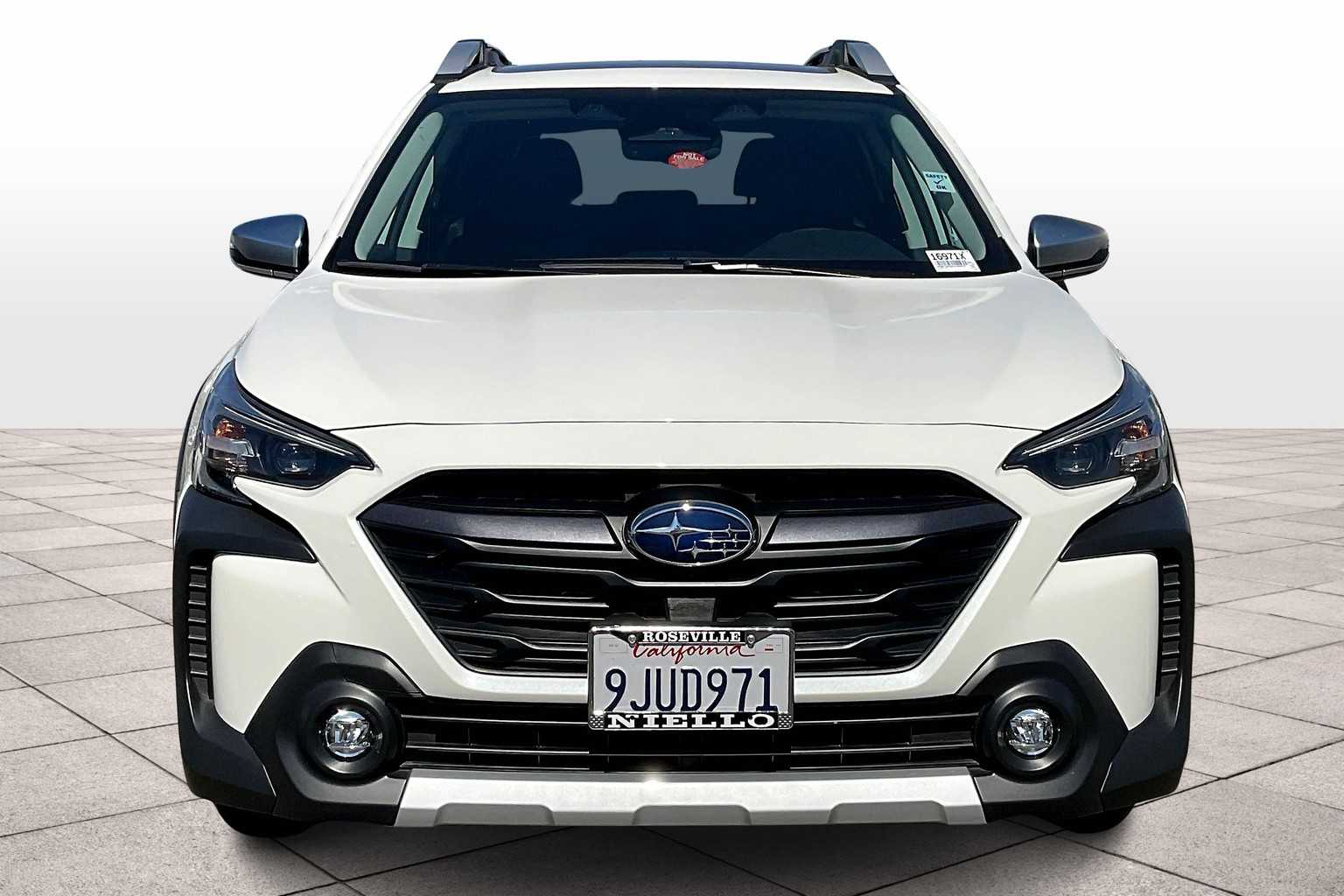 2024 Subaru Outback Touring XT photo 3