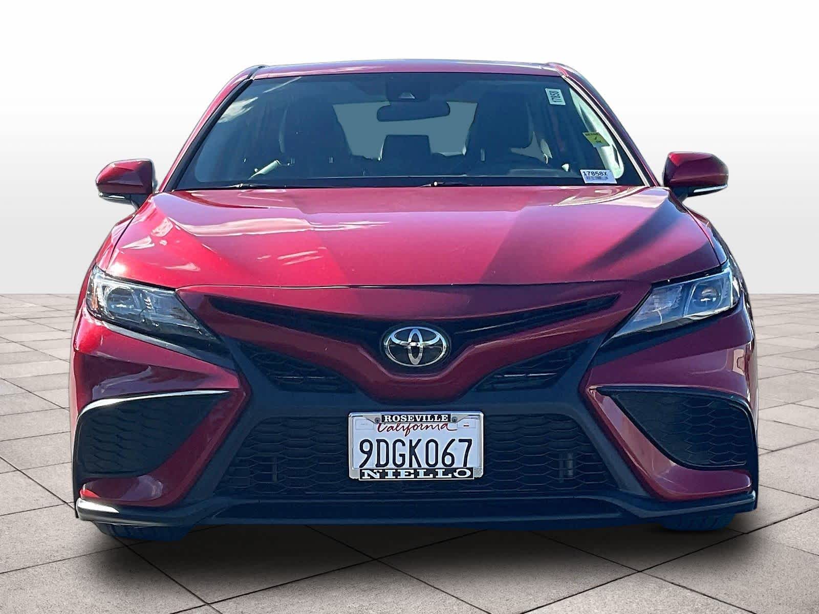2023 Toyota Camry photo 2