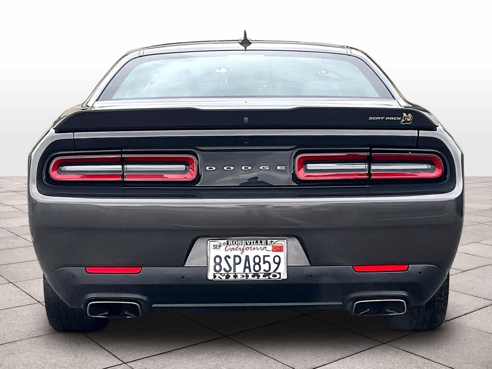 2020 Dodge Challenger photo 4