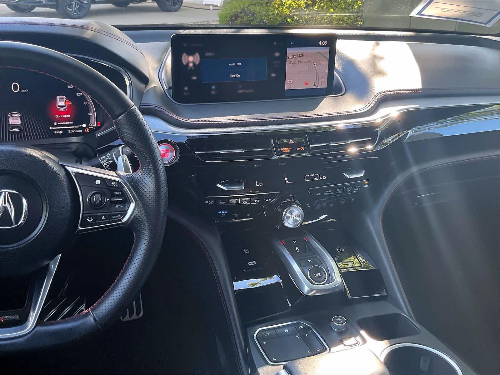 2022 Acura MDX photo 6