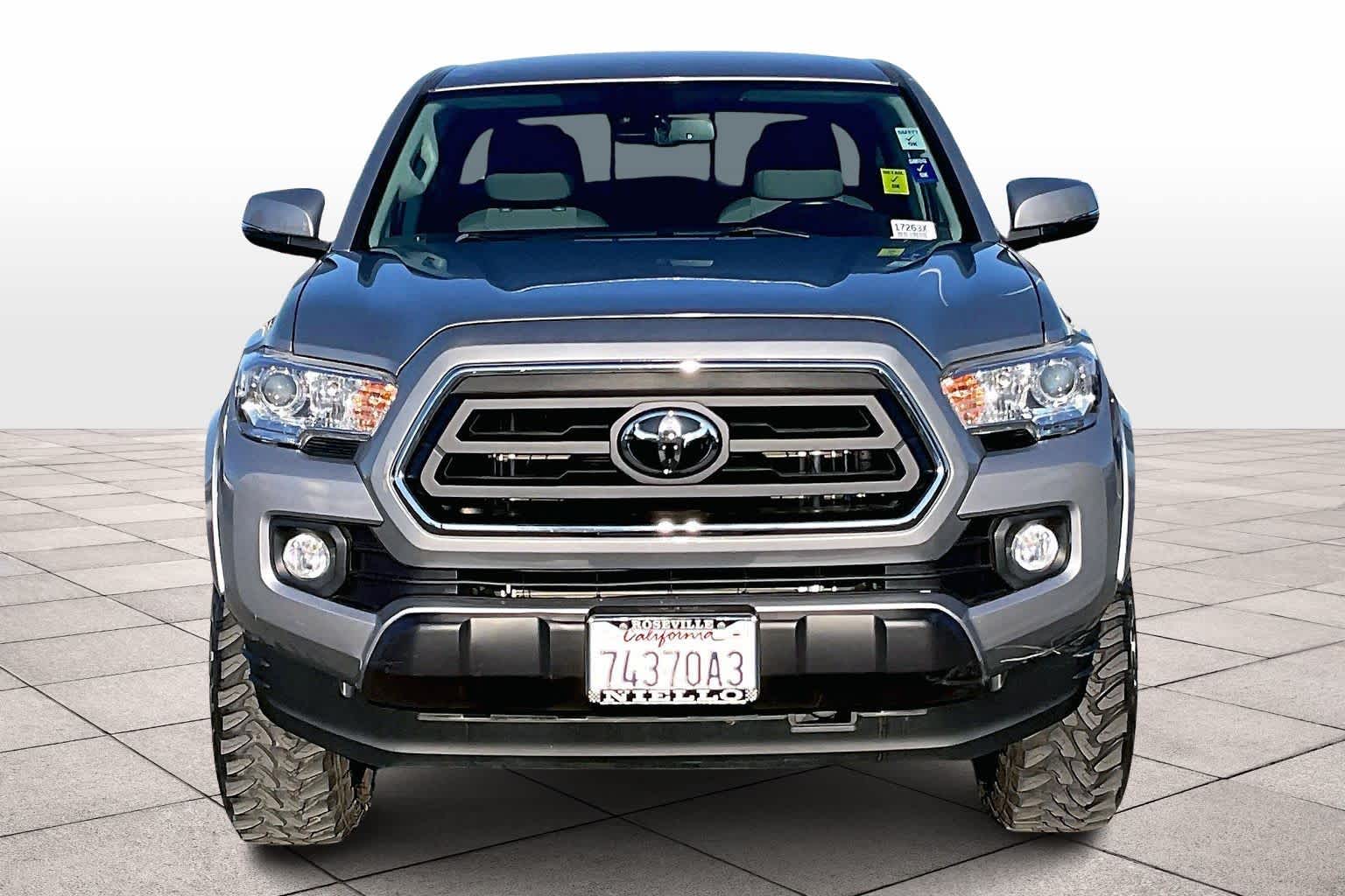 2020 Toyota Tacoma SR5 Double Cab V6 photo 3