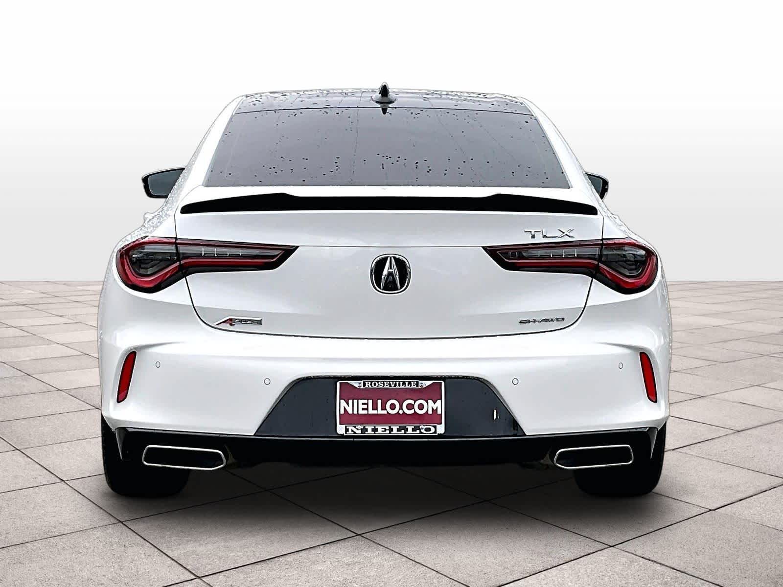 2023 Acura TLX photo 4