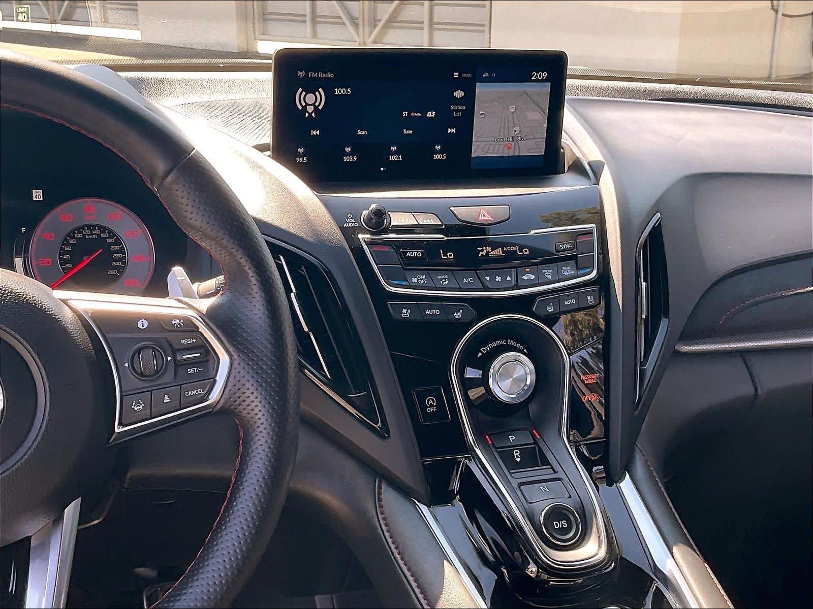 2025 Acura RDX photo 6