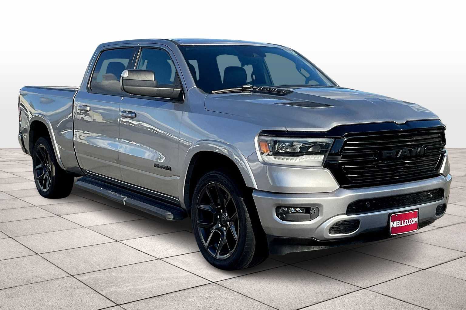 2022 Ram 1500 Laramie photo 2