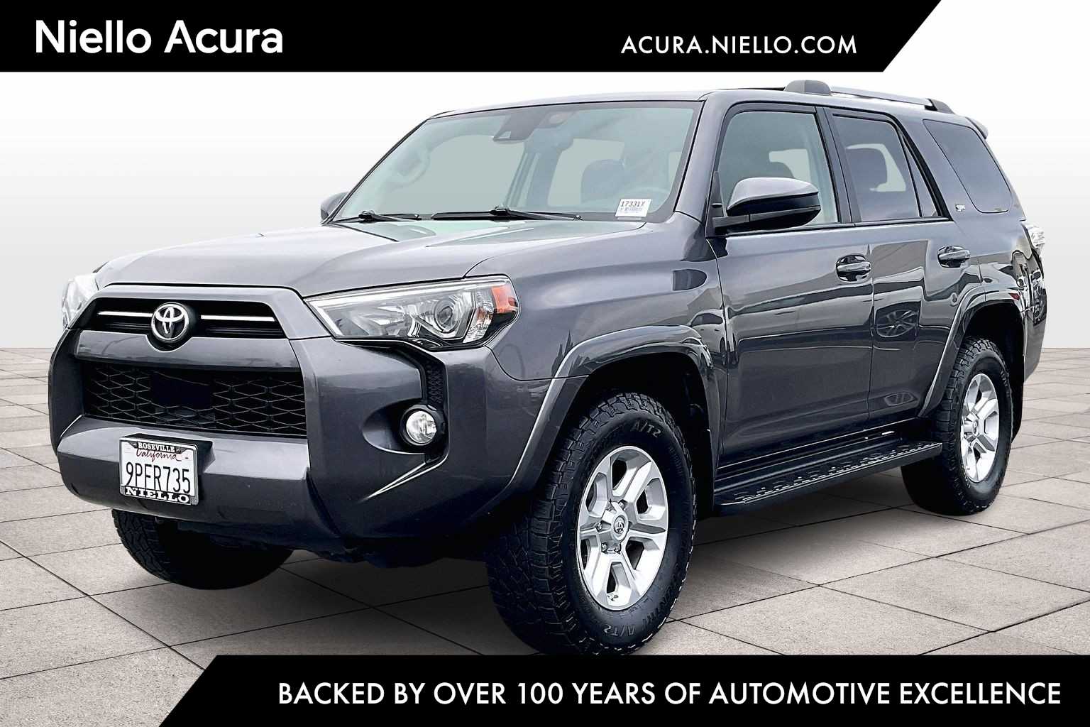 2020 Toyota 4Runner SR5's photo