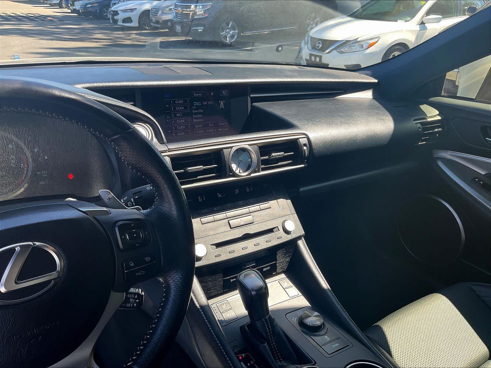 2017 LEXUS RC 350 F Sport photo 6