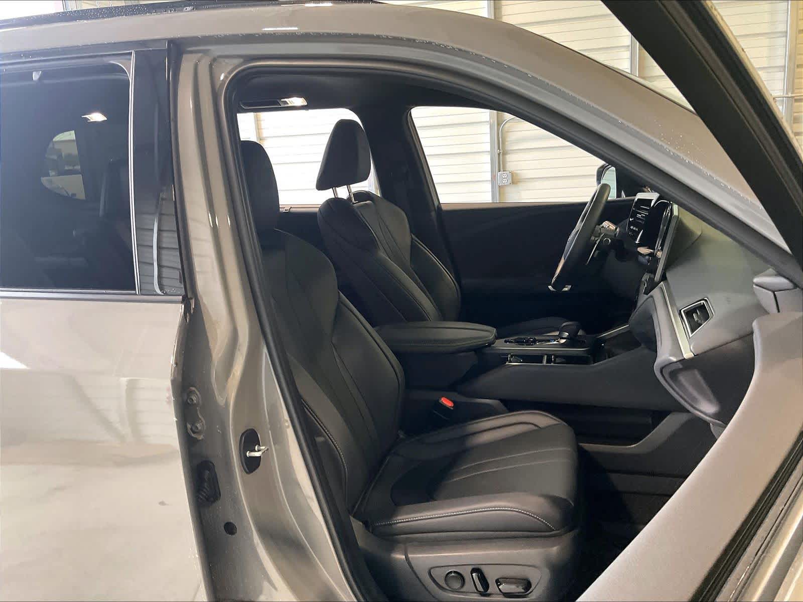 2025 LEXUS TX 500h F Sport Premium photo 3