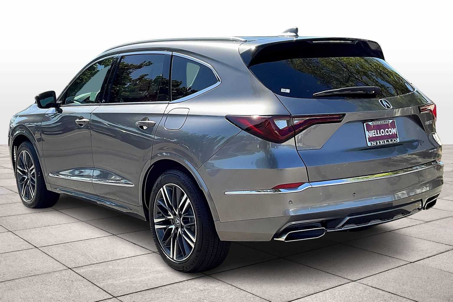 2026 Acura MDX Advance SH-AWD photo 3