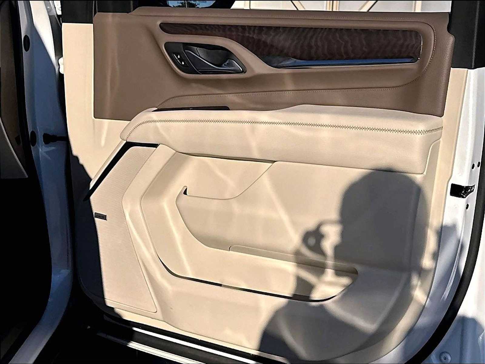 2024 GMC Yukon Denali - Photo 24
