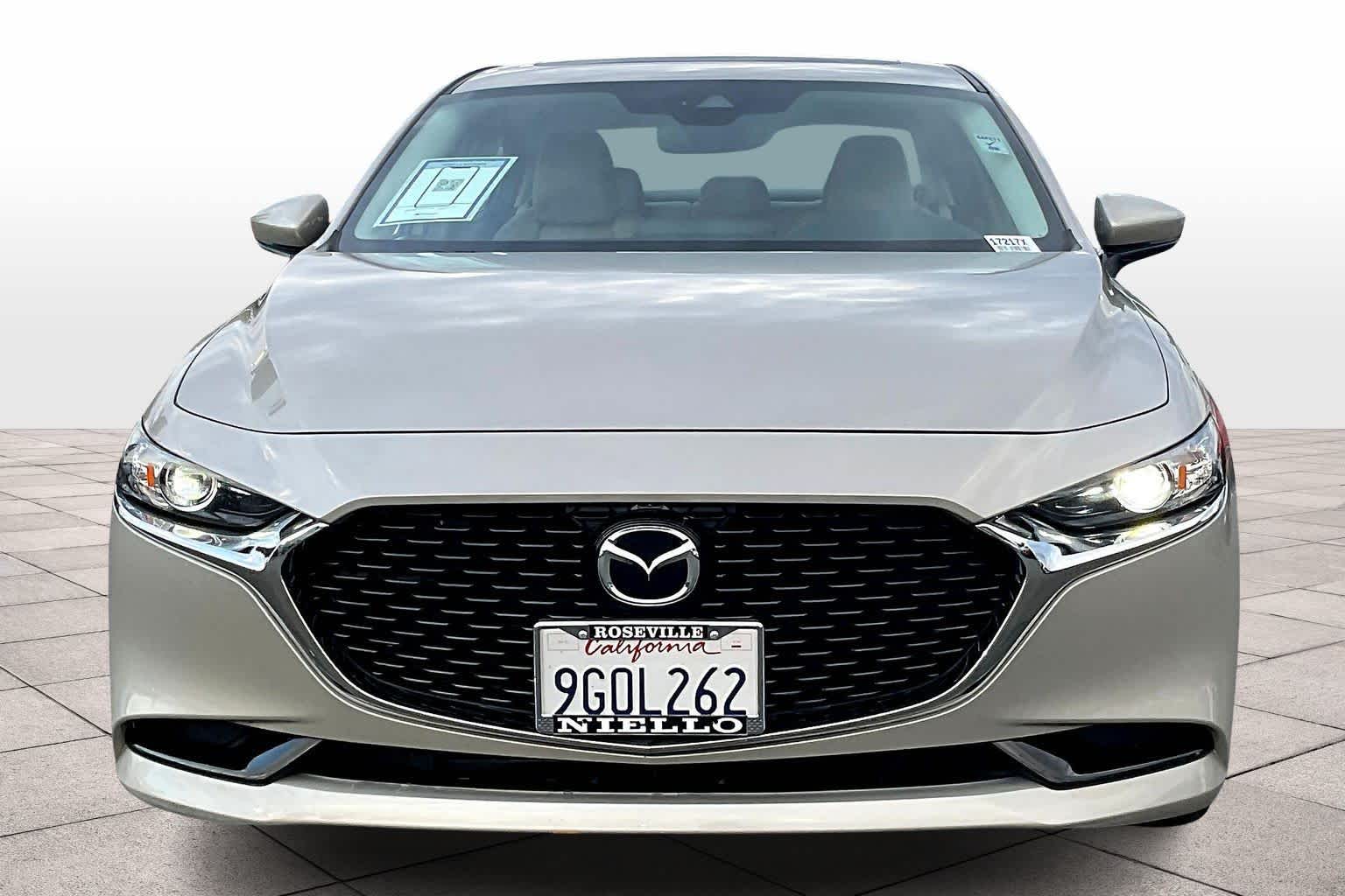 2023 Mazda Mazda3 2.5 s Preferred photo 3
