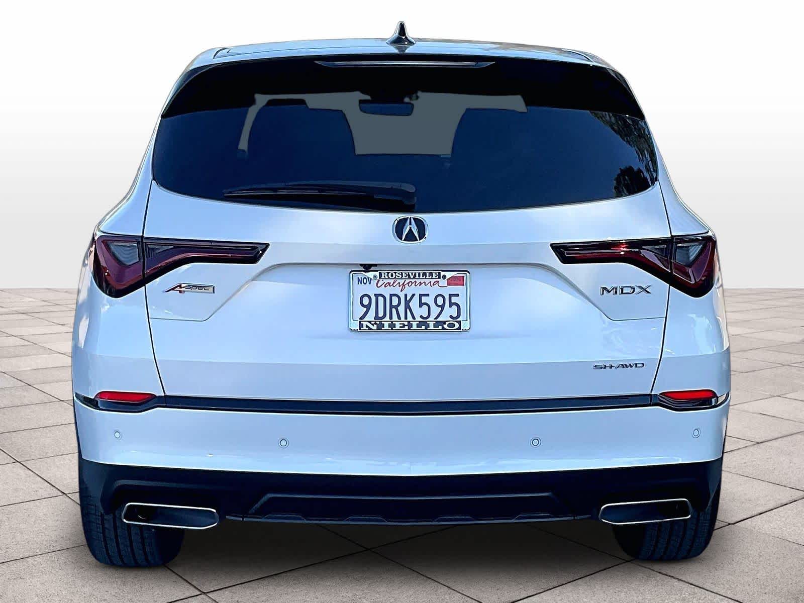 2023 Acura MDX photo 4