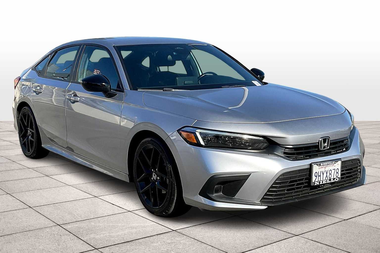 2022 Honda Civic Sport photo 2