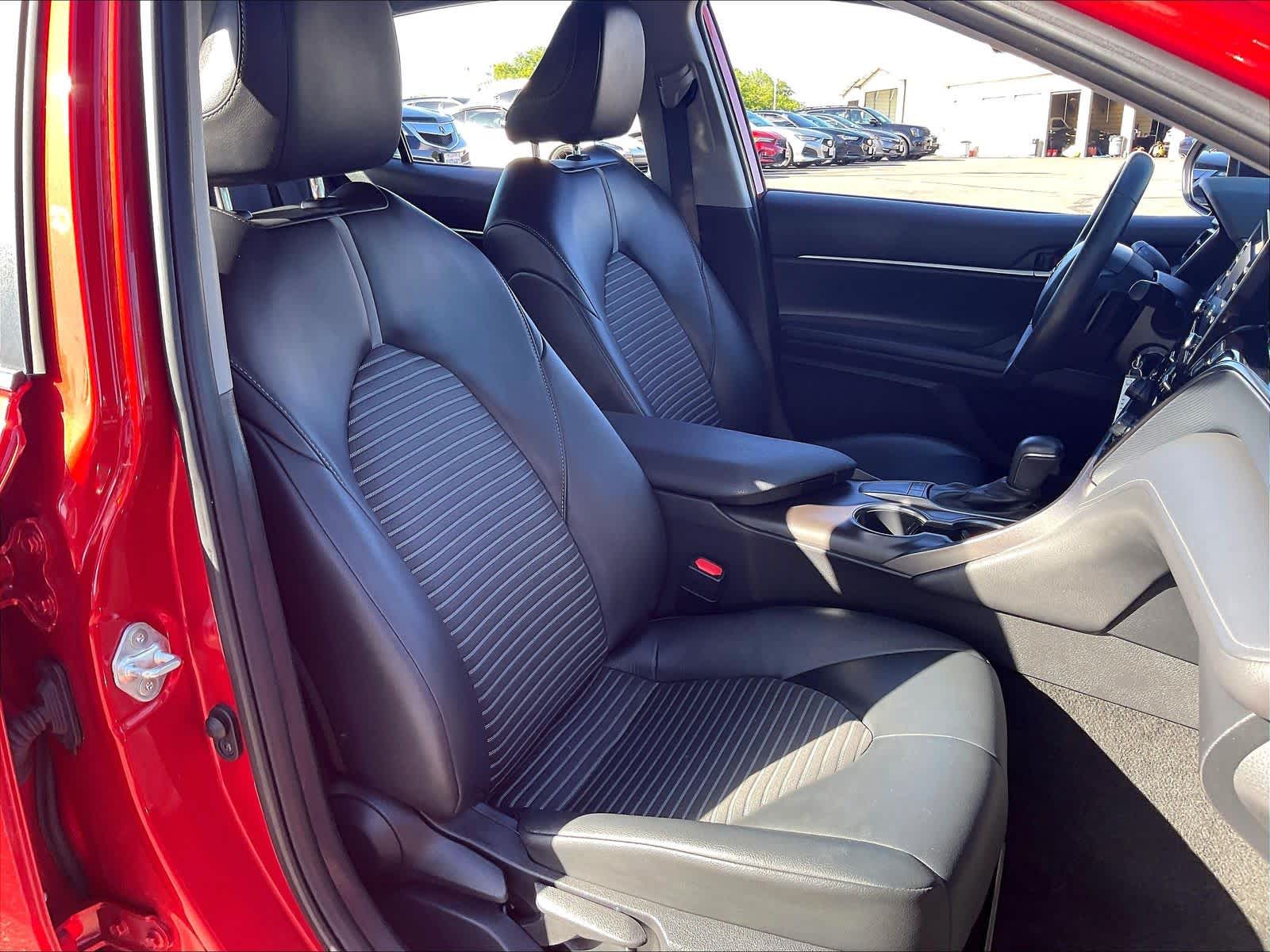 2023 Toyota Camry photo 3