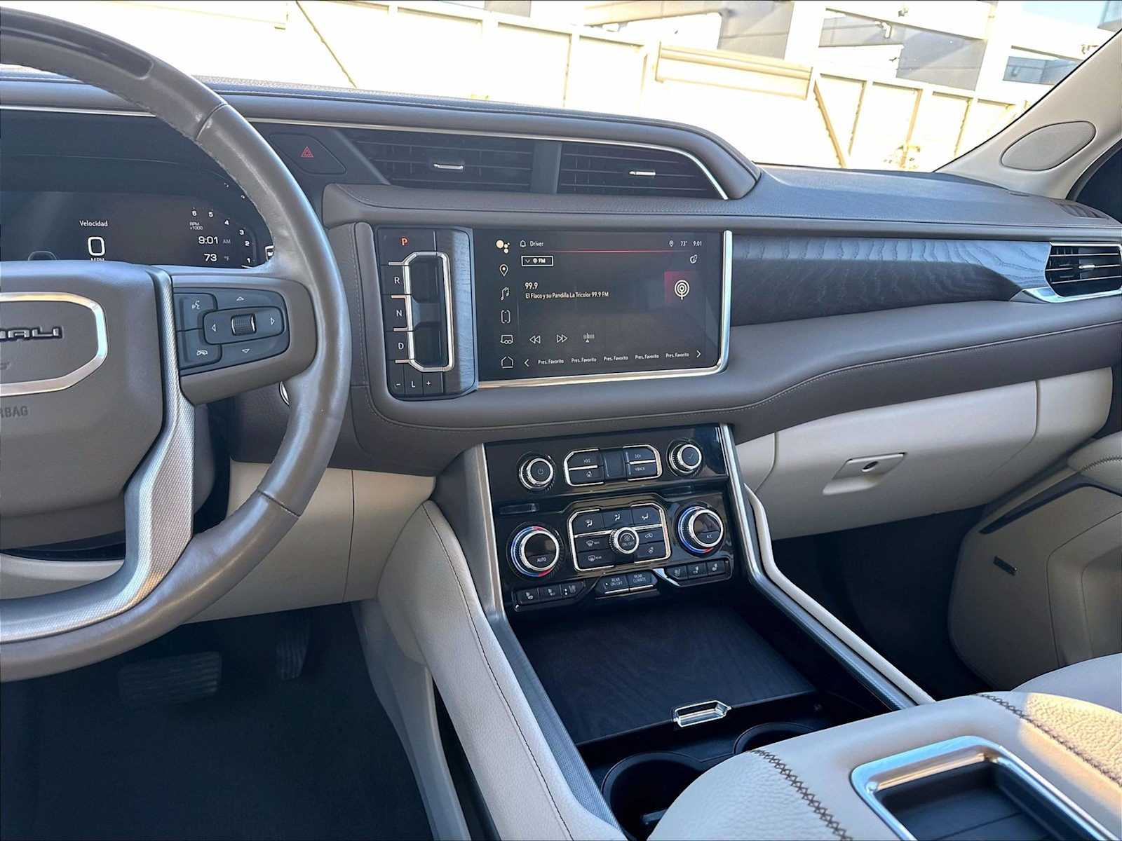 2024 GMC Yukon Denali - Photo 8
