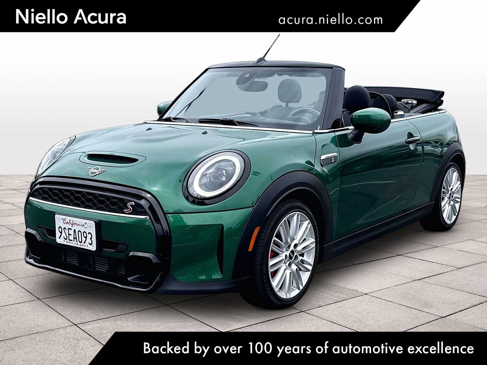 2024 MINI Convertible Cooper S's photo