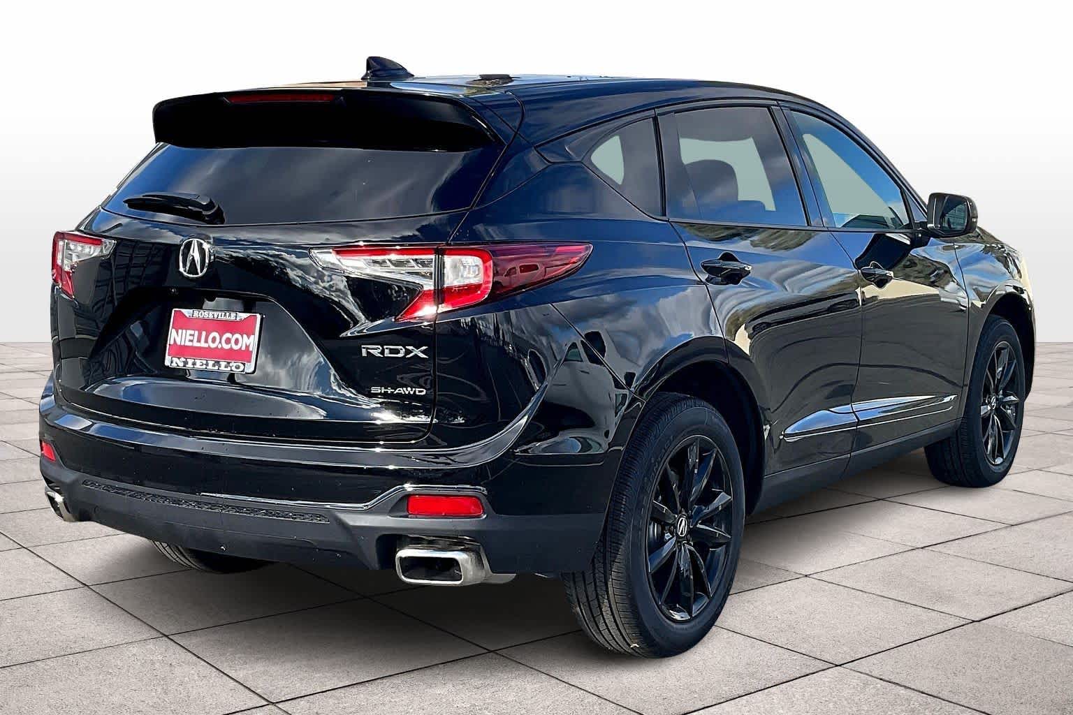 2025 Acura RDX photo 4