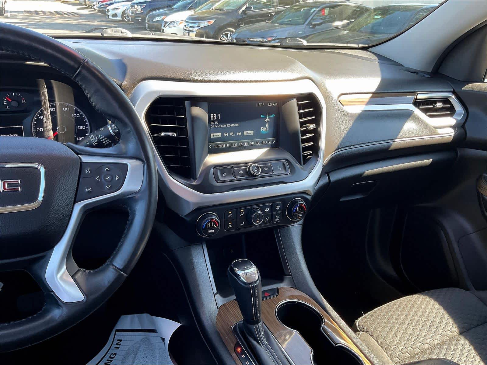 2019 GMC Acadia photo 6