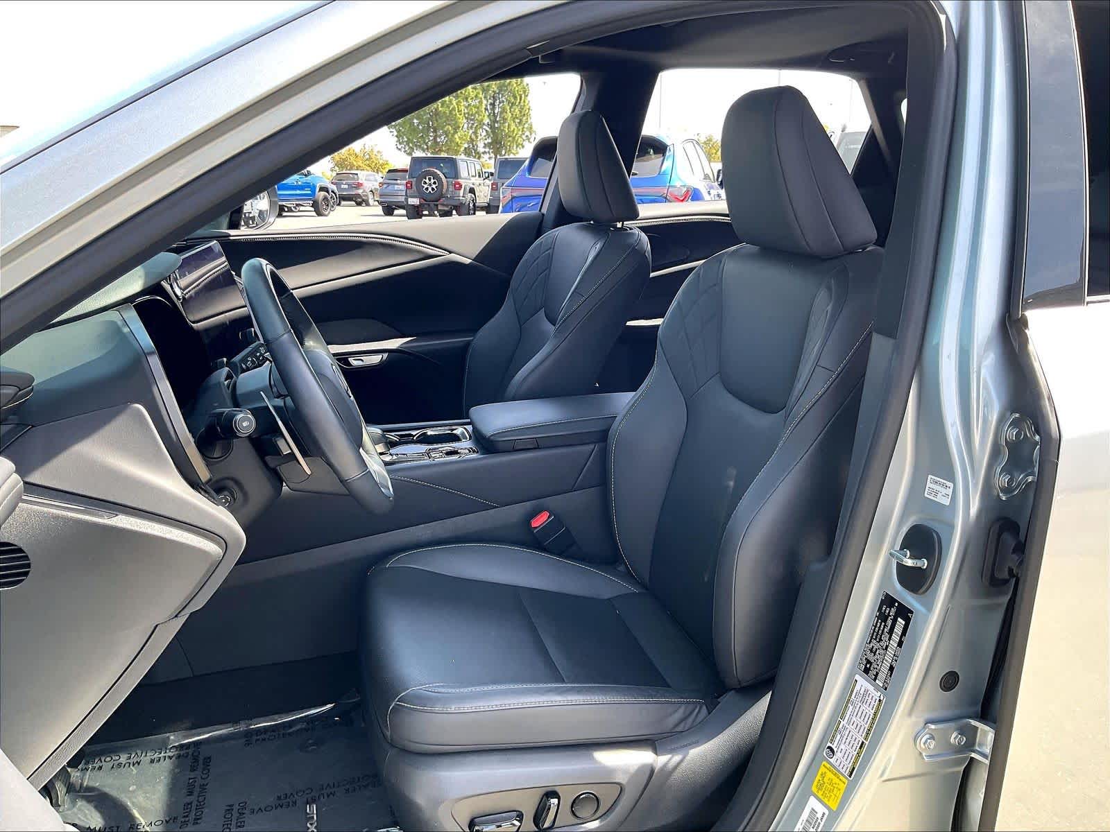 2023 Lexus RX 350 - Photo 25
