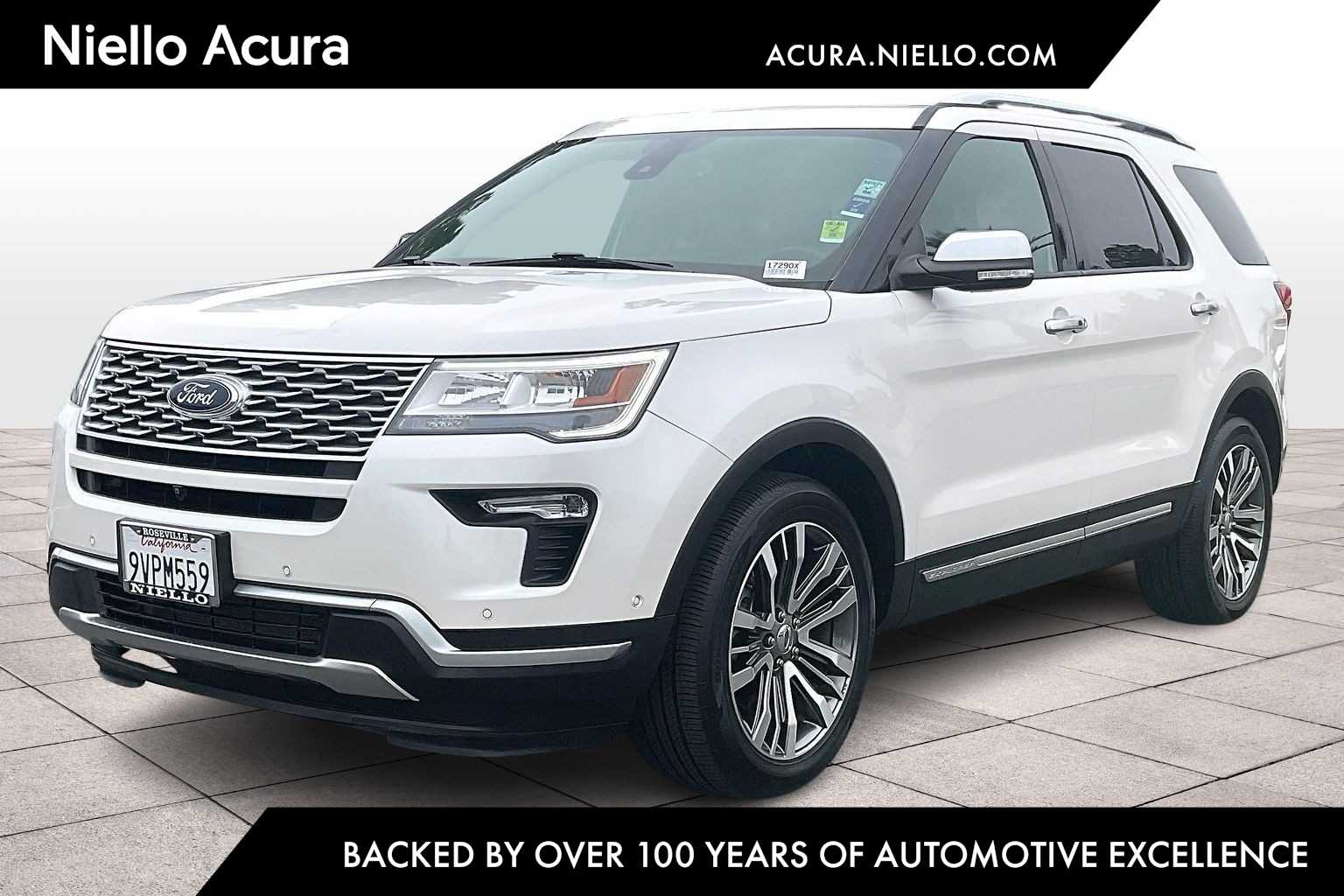 2019 Ford Explorer Platinum's photo