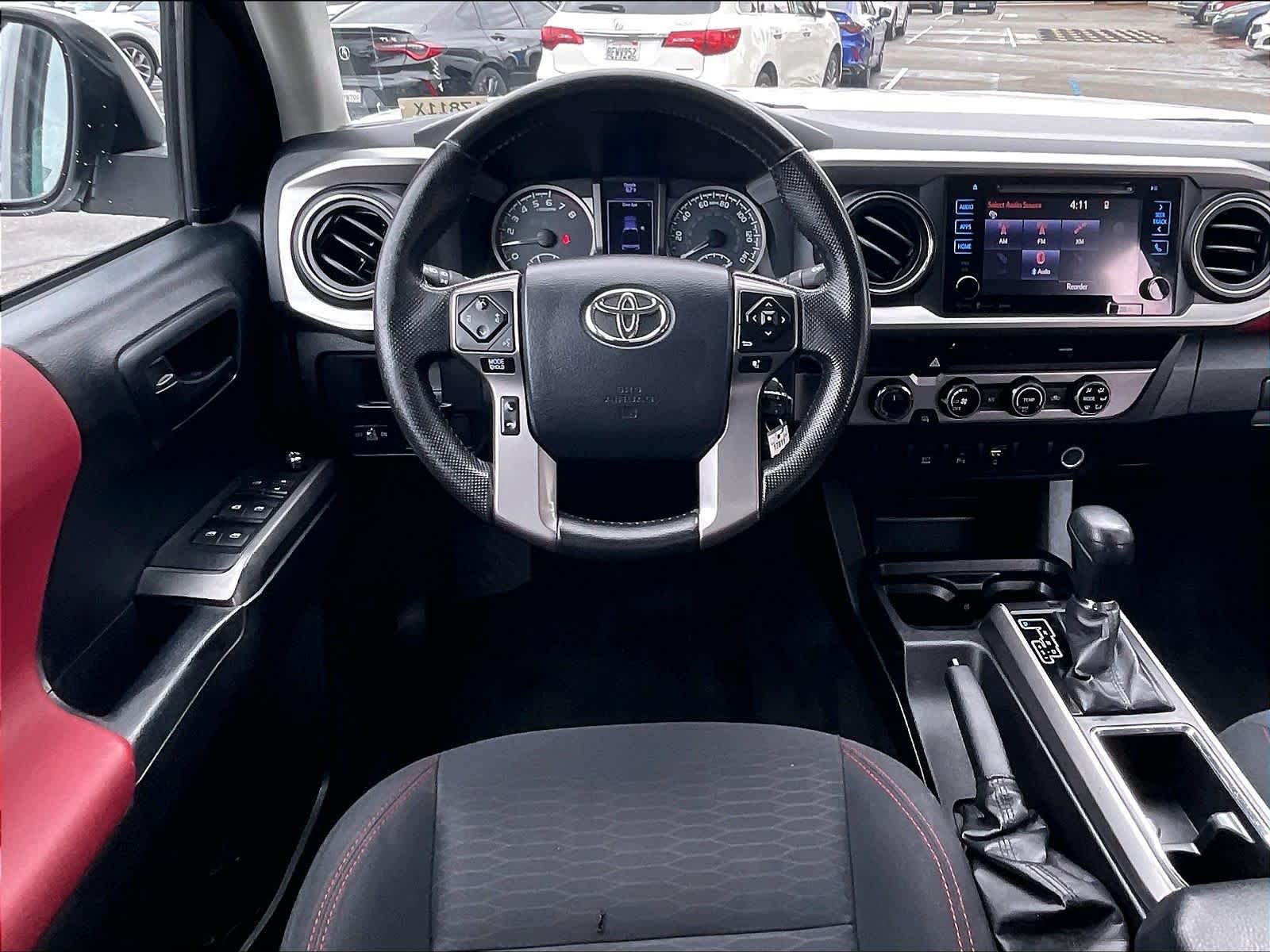 2016 Toyota Tacoma photo 5