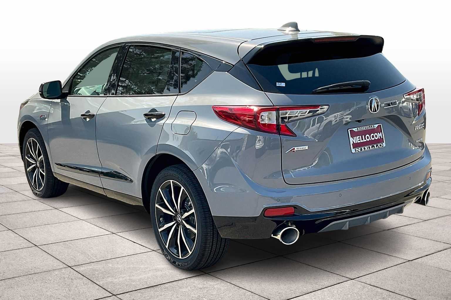 2025 Acura RDX A-Spec Advance photo 3