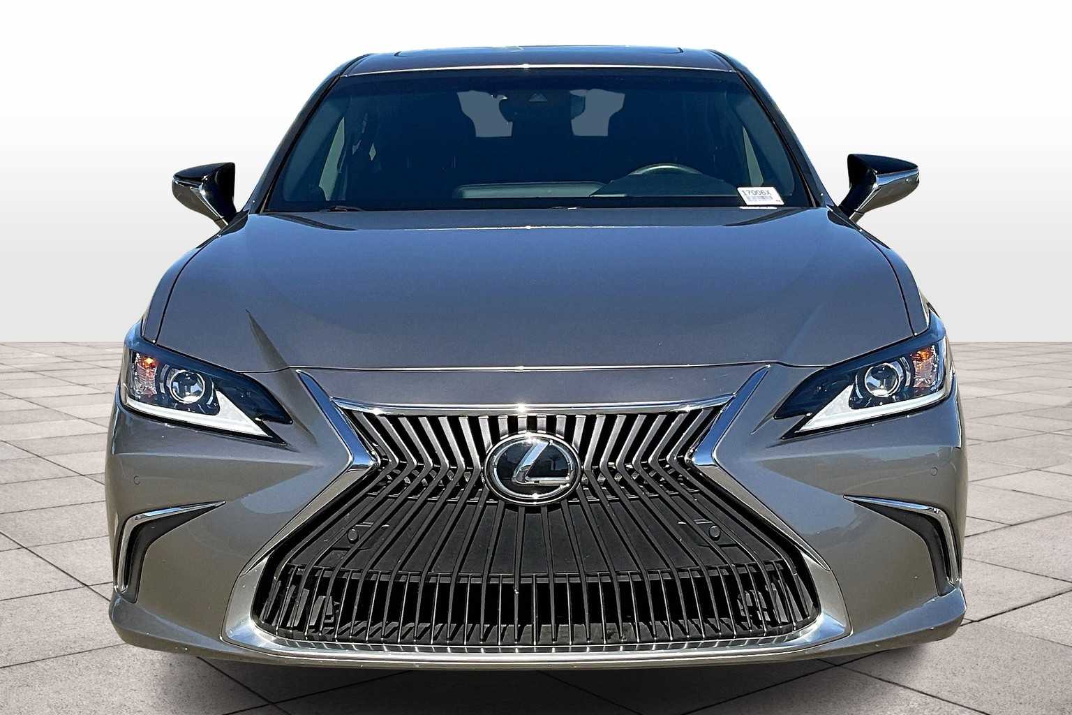 2019 Lexus ES 350 photo 3