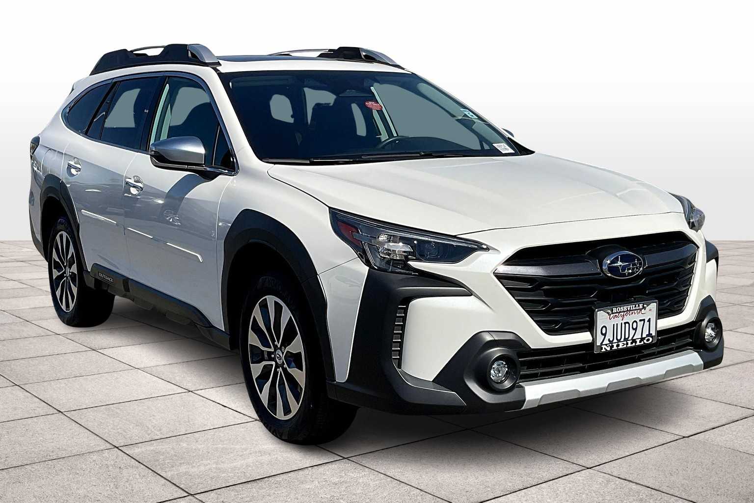 2024 Subaru Outback Touring XT photo 2