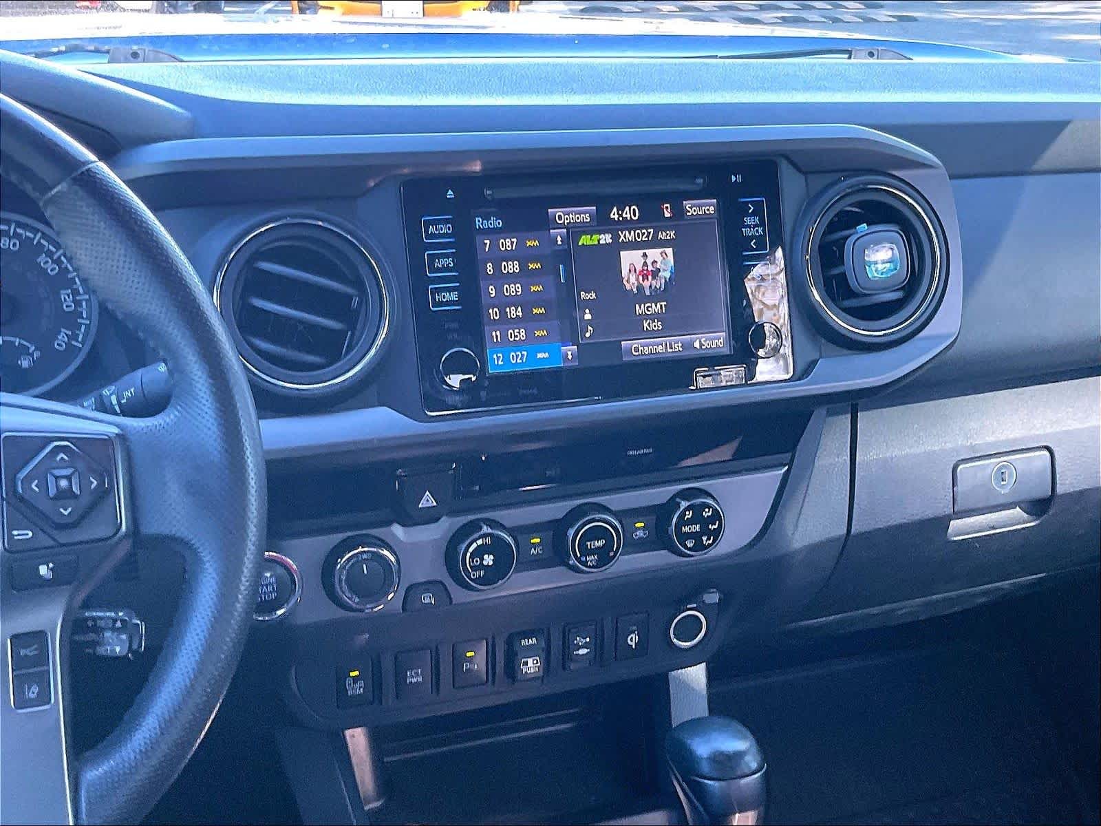 2018 Toyota Tacoma photo 5