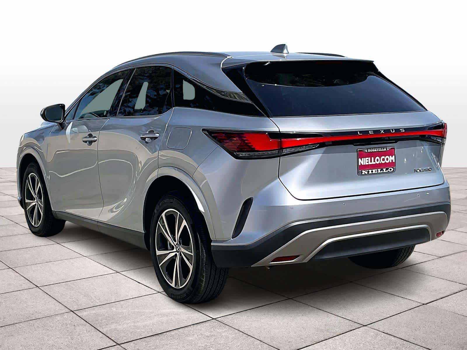 2023 Lexus RX 350 - Photo 12