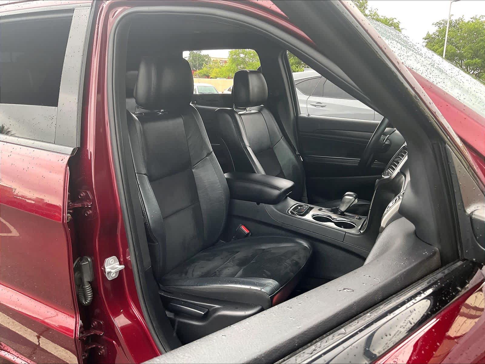 2017 Jeep Grand Cherokee photo 3