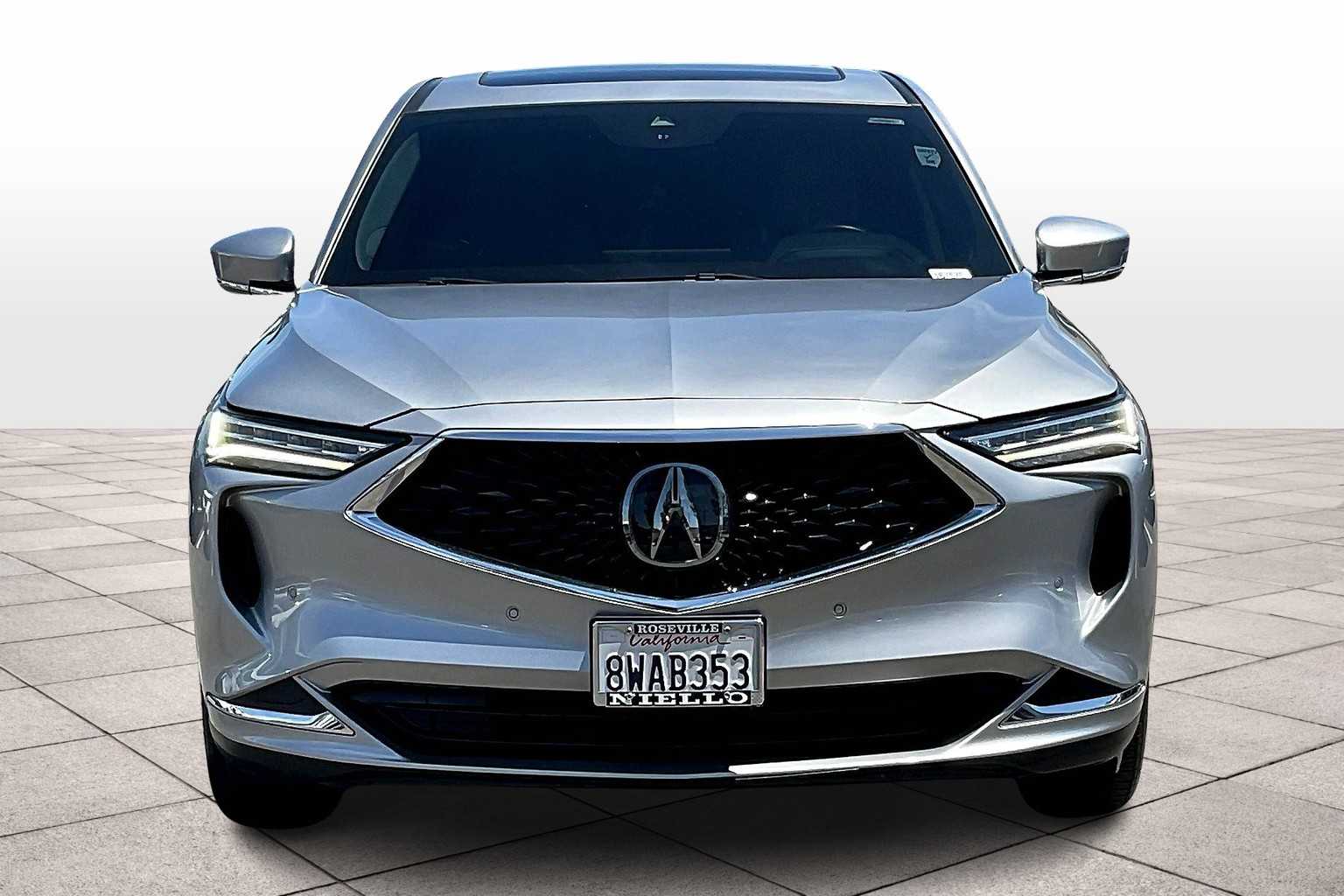2022 Acura MDX Technology SH-AWD photo 3