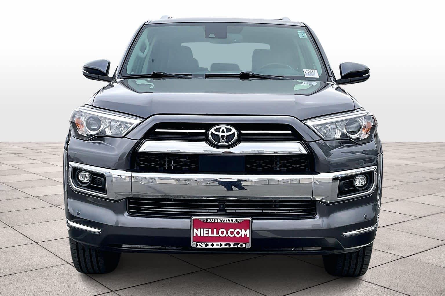 2023 Toyota 4Runner Limited 4WD photo 3