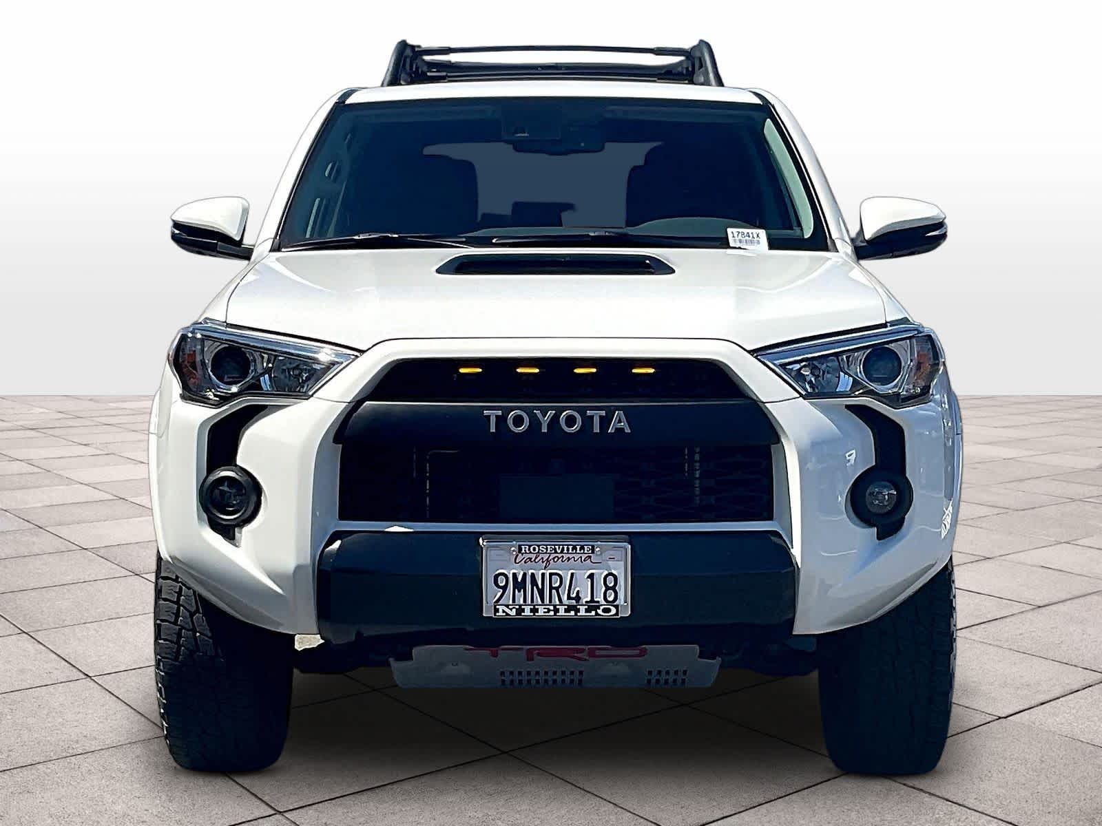 2024 Toyota 4Runner photo 2