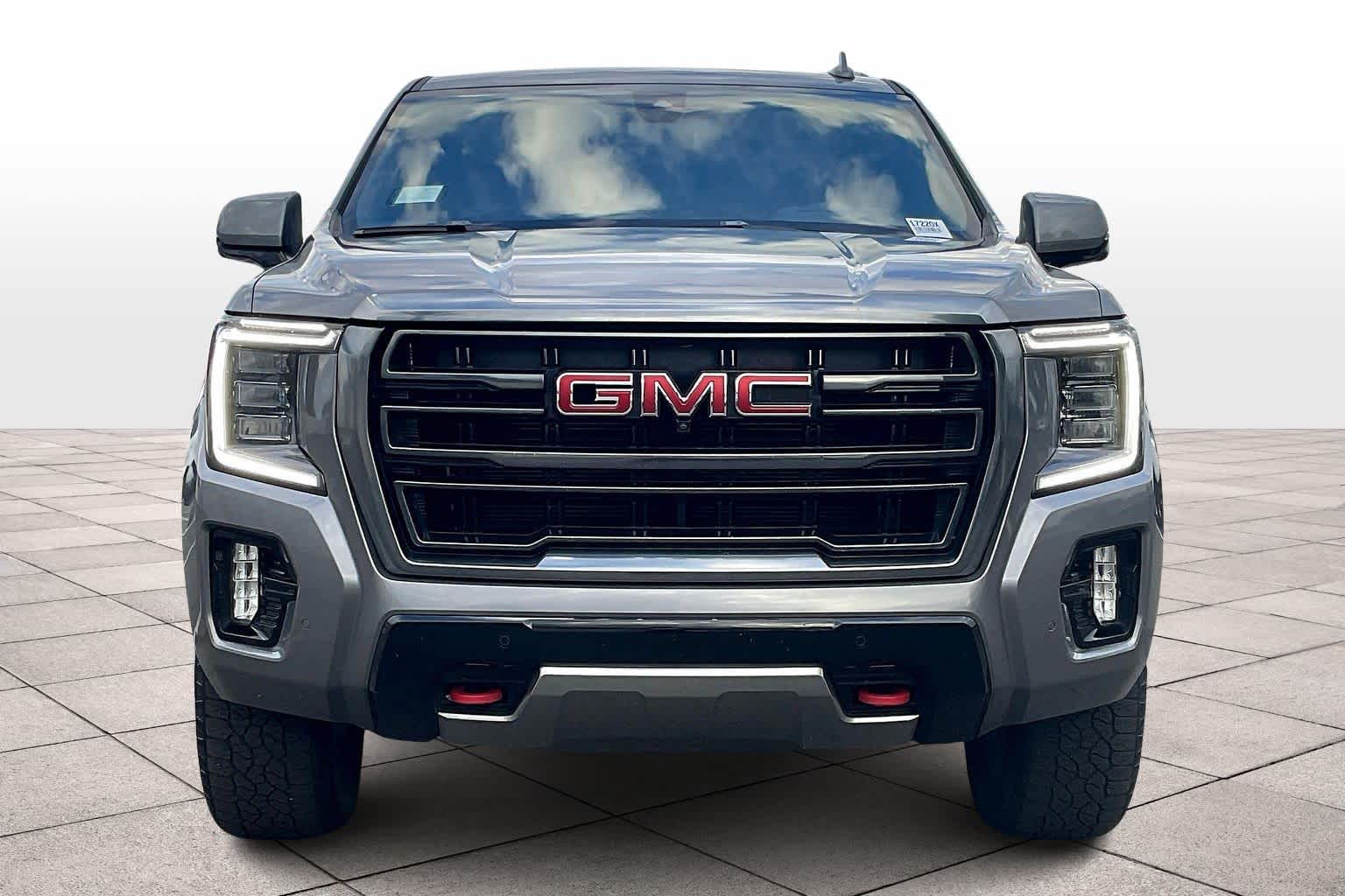 2021 Gmc Yukon XL AT4 photo 3