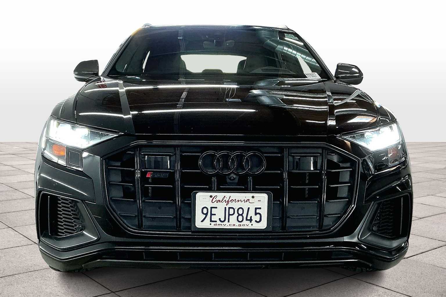 2023 Audi SQ8 Prestige photo 3