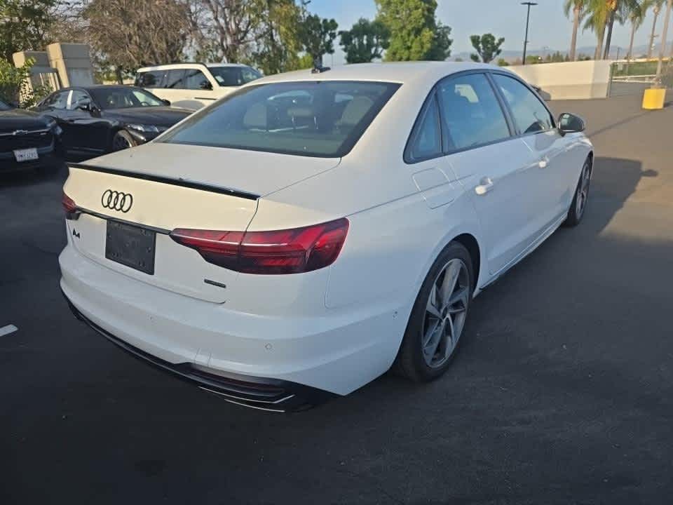 2023 Audi A4 Sedan photo 4