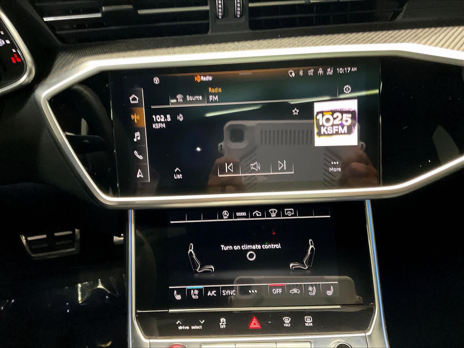 2022 Audi RS 6 Avant photo 6