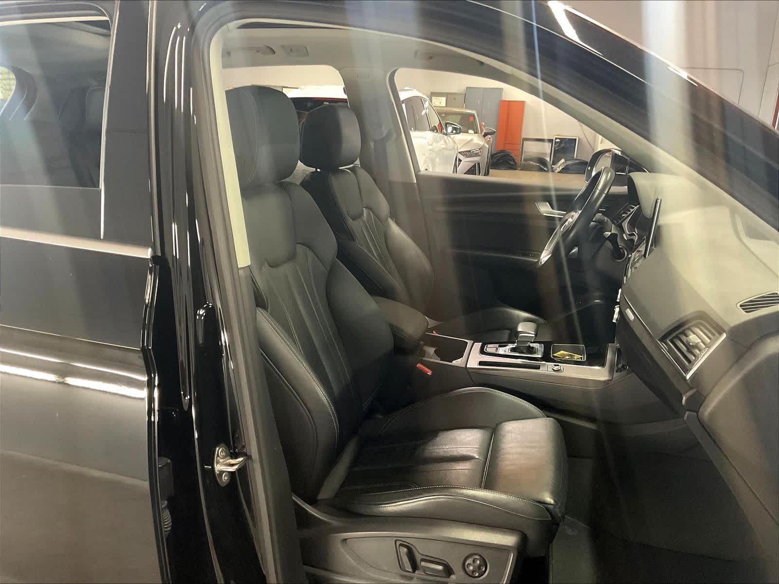 2023 Audi Q5 photo 3