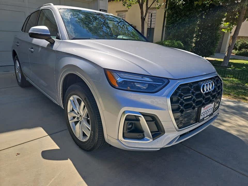 2022 Audi Q5 S line Premium 45 TFSI photo 2