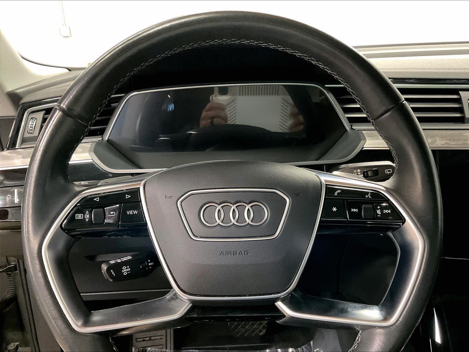 2024 Audi Q8 e-tron Premium Plus photo 6