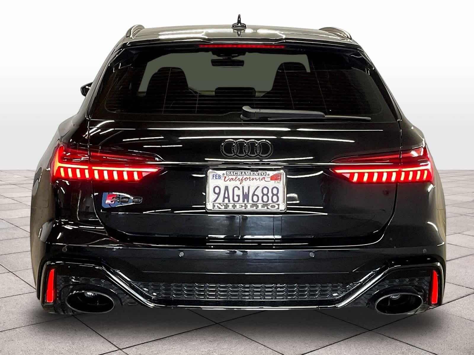 2022 Audi RS 6 Avant photo 4