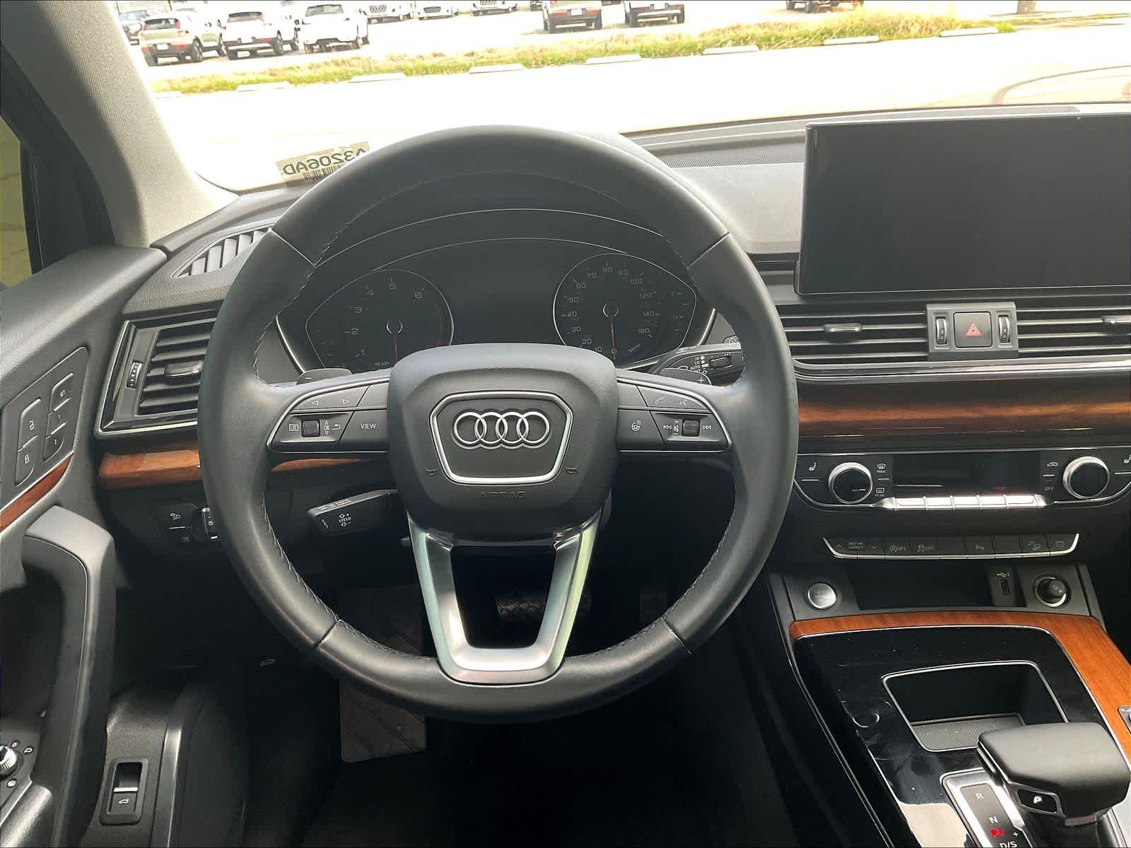 2022 Audi Q5 photo 5
