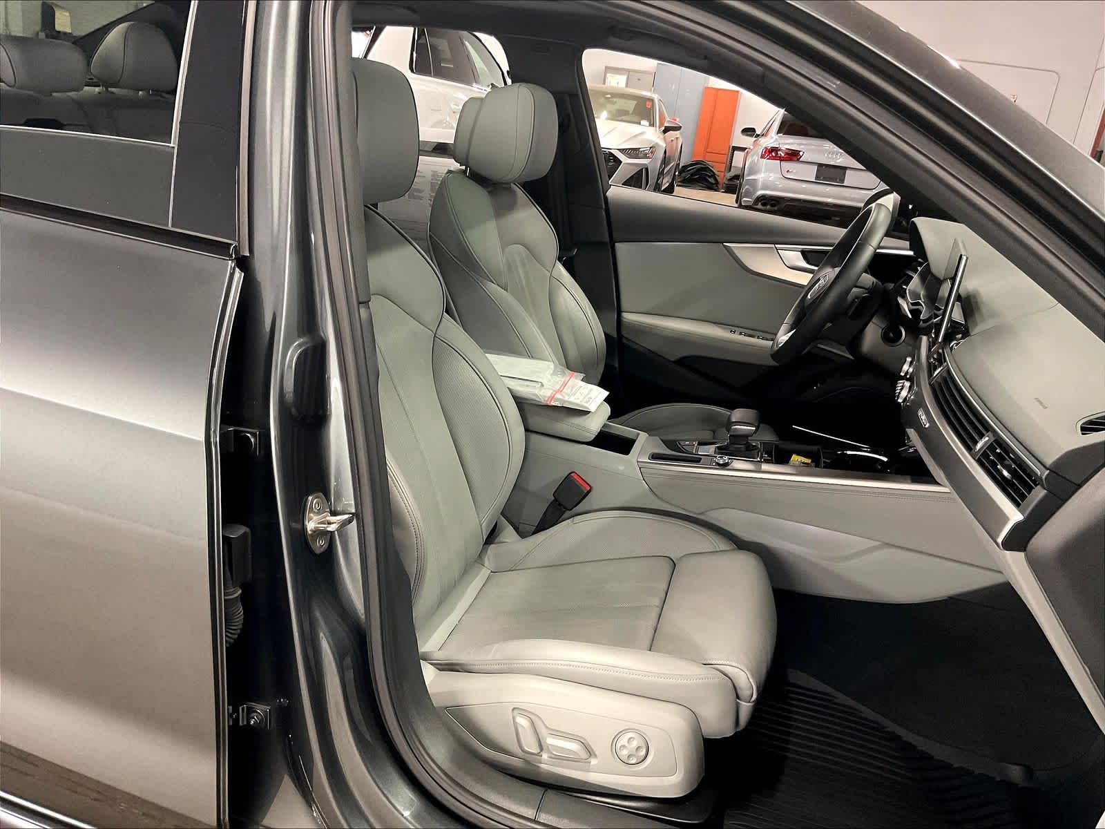 2023 Audi A4 Sedan photo 3