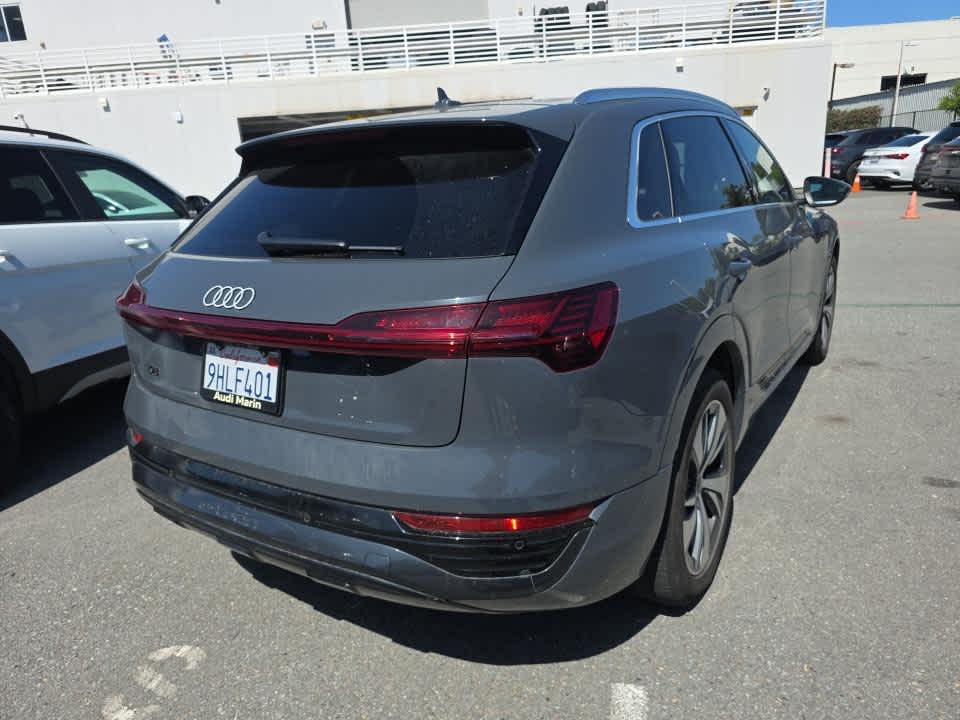 2024 Audi Q8 e-tron photo 4