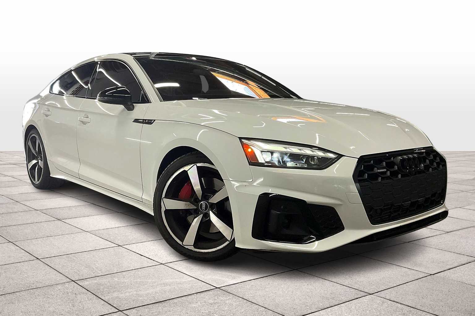 2022 Audi A5 S line Quattro Premium Plus photo 2
