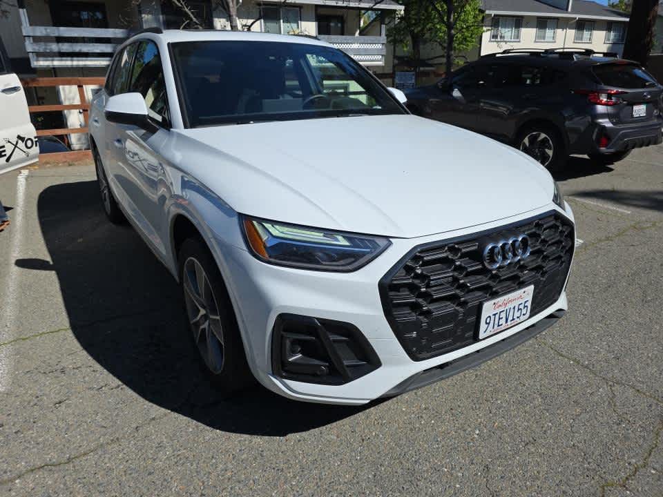 2025 Audi Q5 photo 3