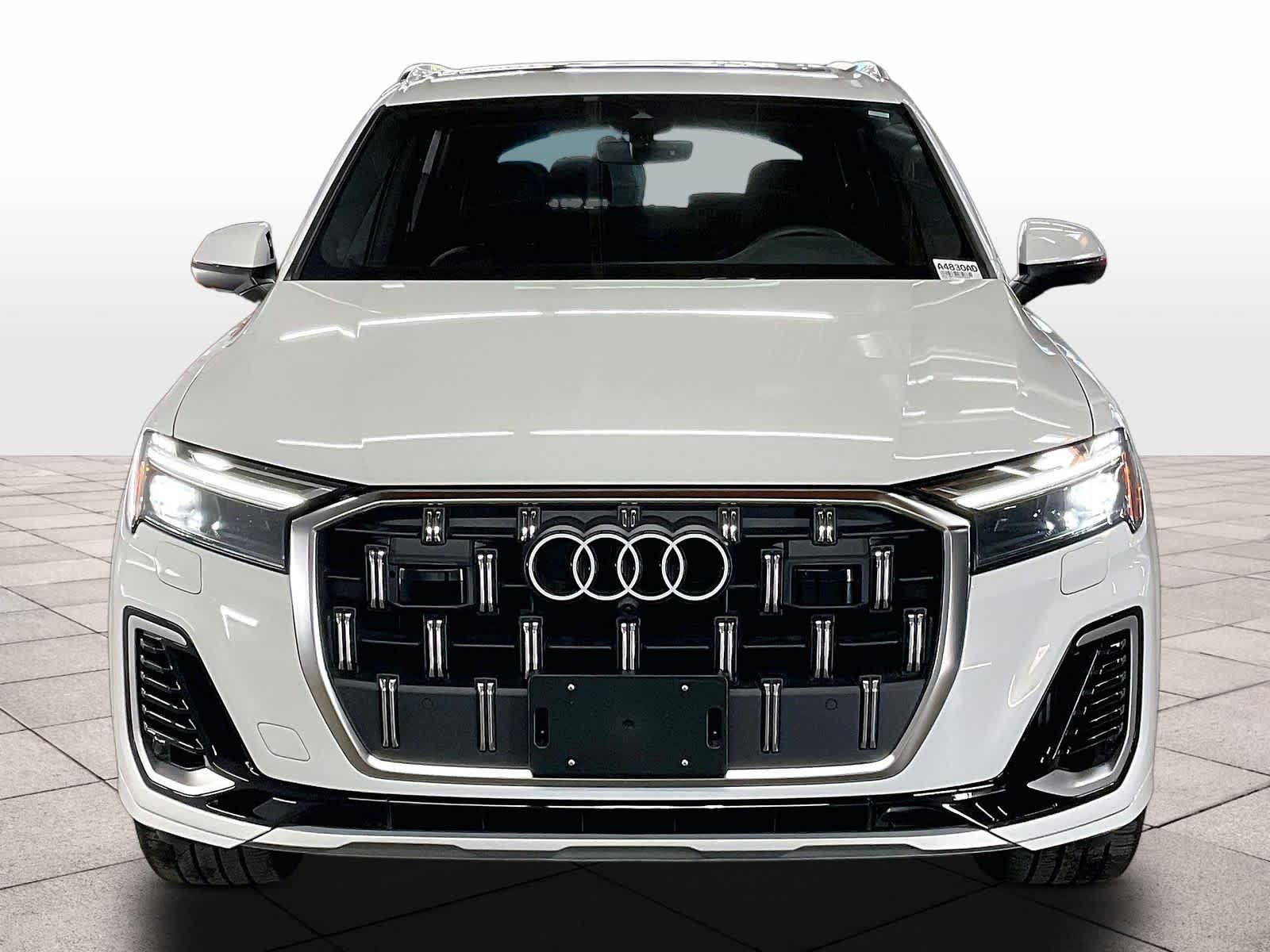 2025 Audi Q7 photo 2