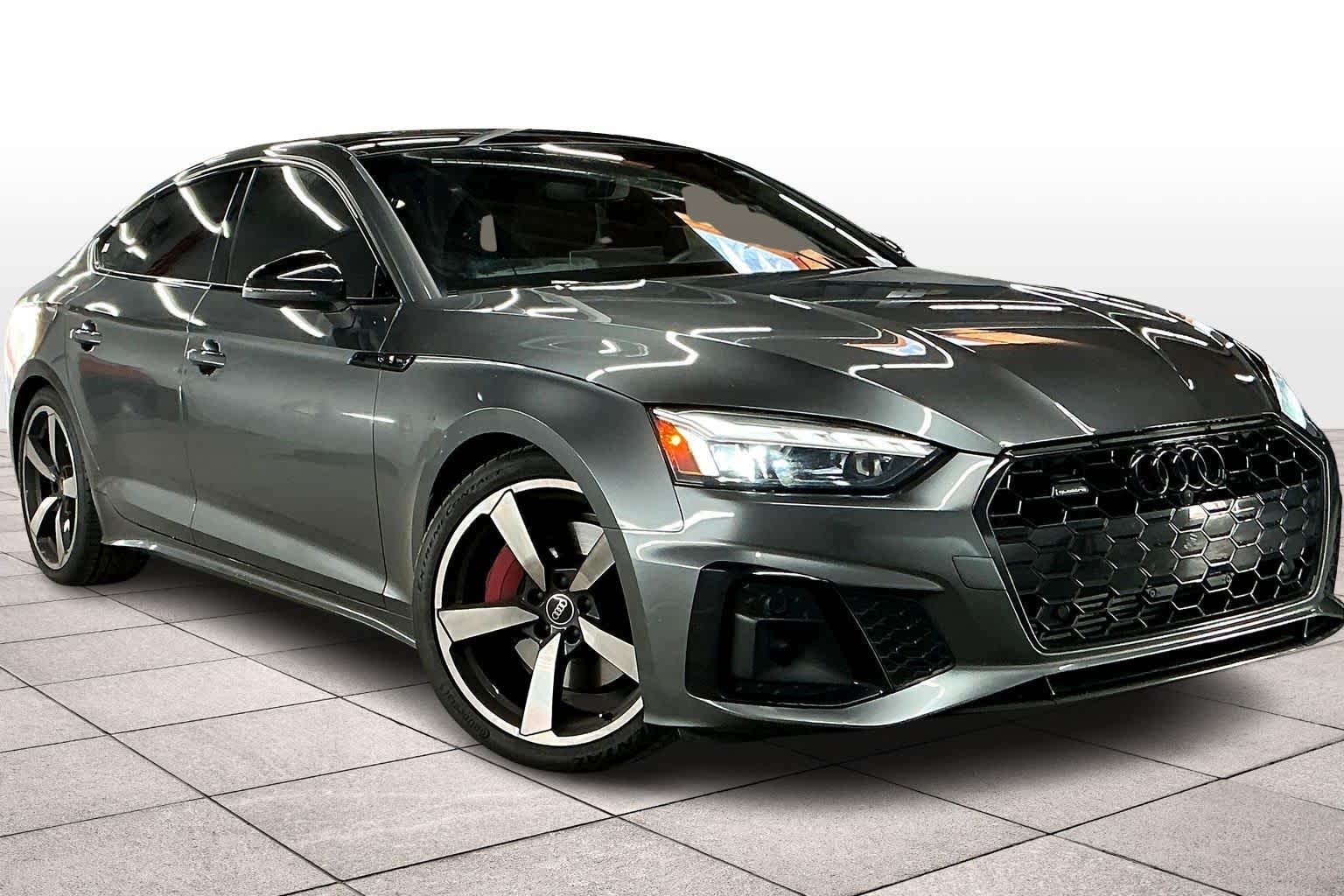 2023 Audi A5 S line Premium Plus 45 TFSI Quattro photo 2