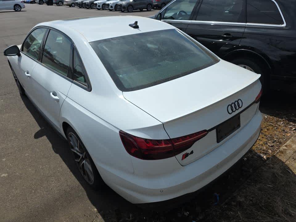 2023 Audi S4 Sedan photo 4